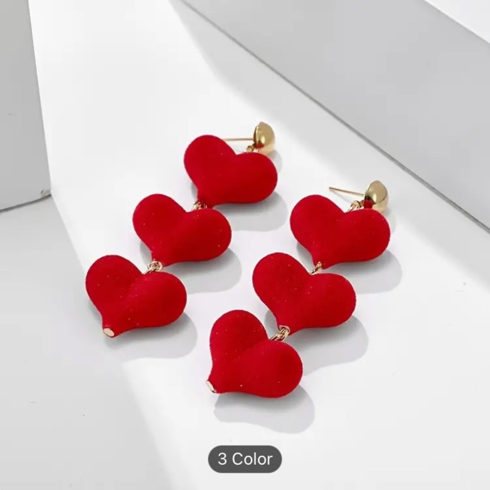 NWT Red Velvet Triple Heart Earrings